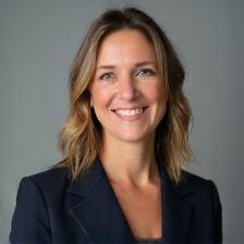 Professional headshot of Anna Müller.